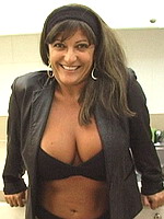 a milf living in Fredonia, New York